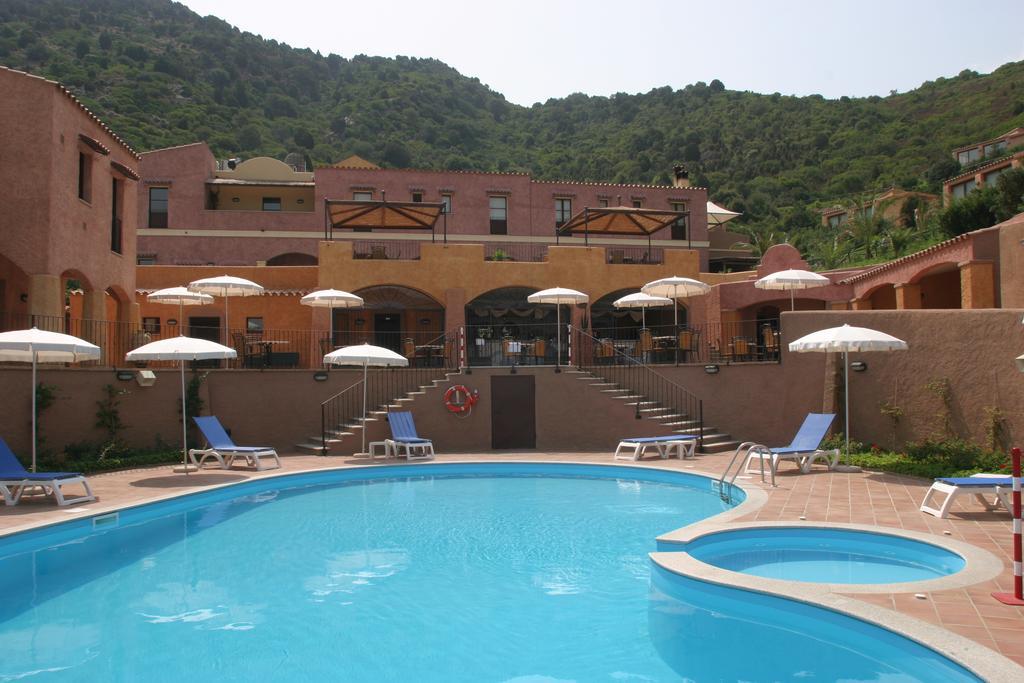 Sosventos Village Hotel Teulada Extérieur photo