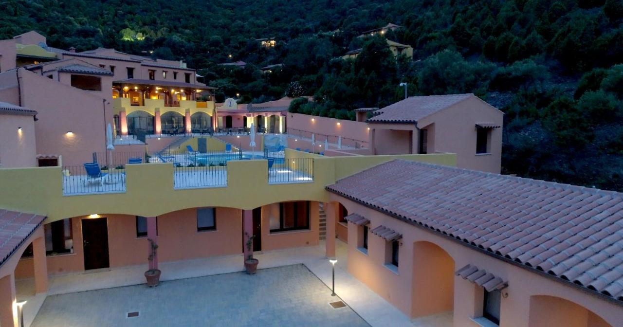 Sosventos Village Hotel Teulada Extérieur photo